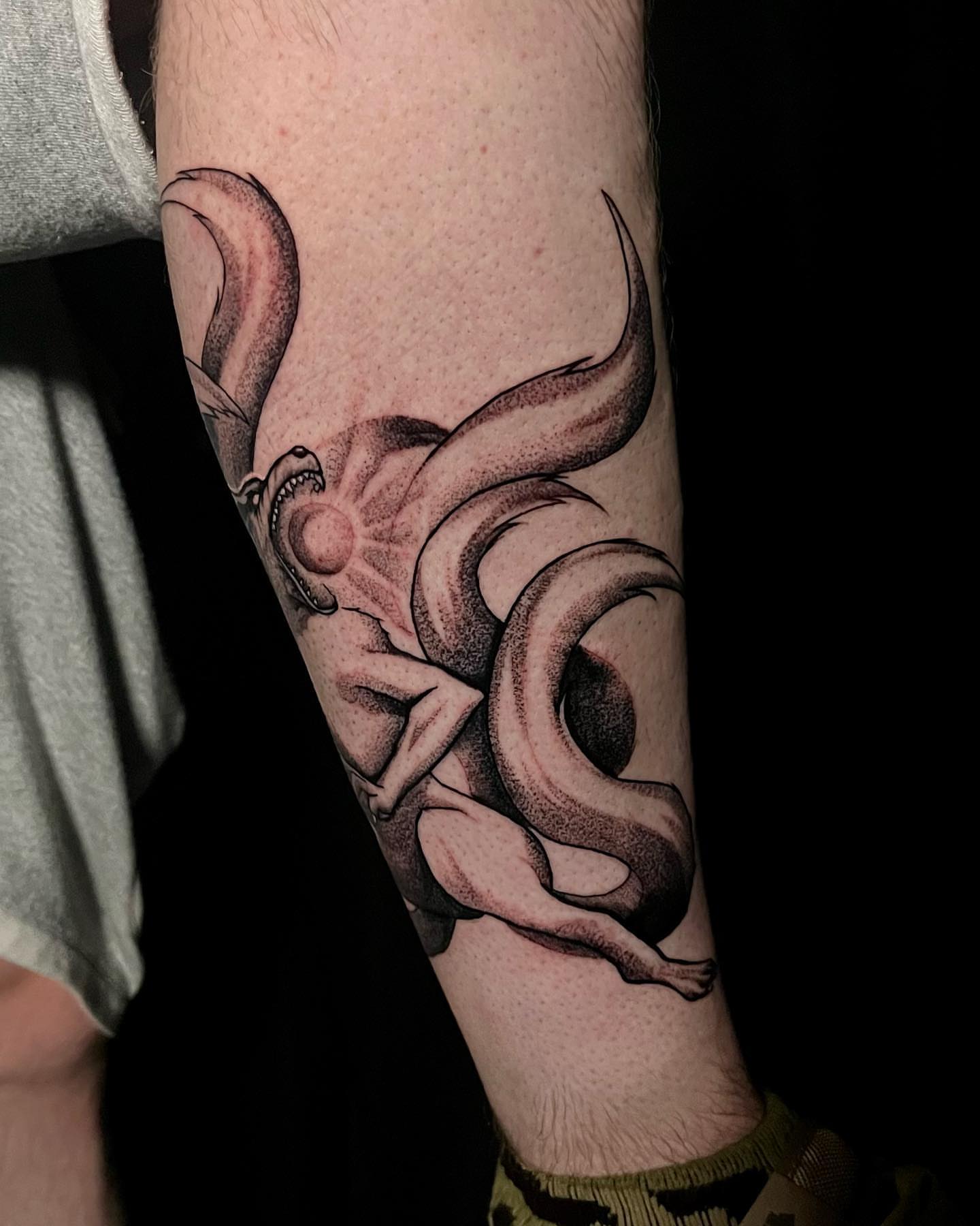 Tattoo by @owlliemoontattoo — dotwork, realism
