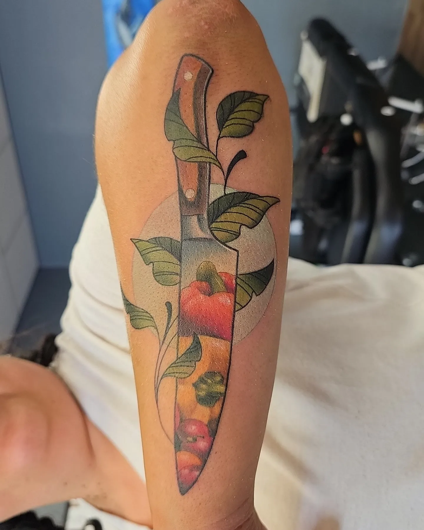 Tattoo by @blovetattoo — american_traditional, geometric