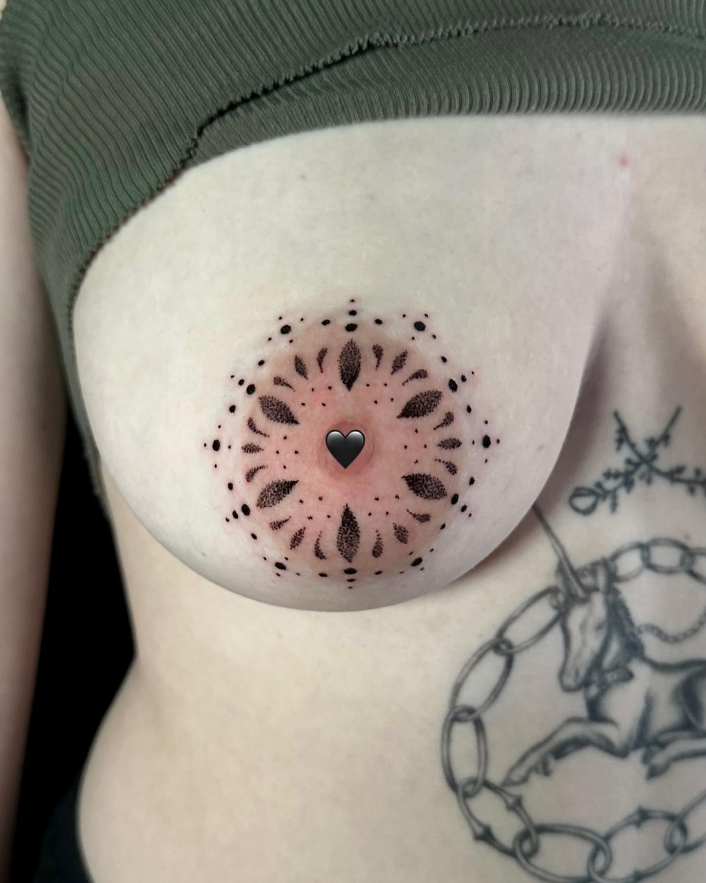 Mandala dotwork tattoo on the thigh by Chelsey