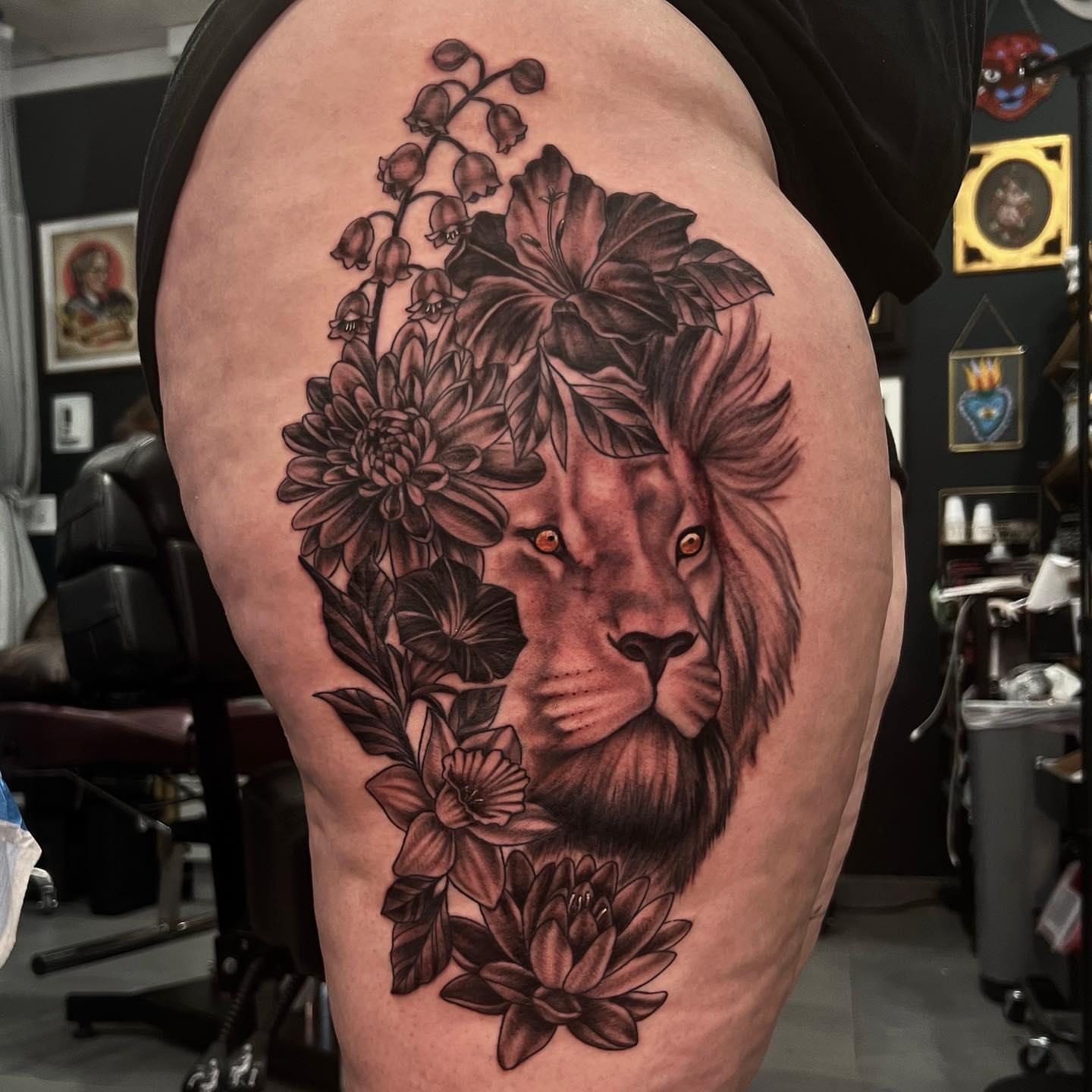Tattoo by @nikinkki — realism, black_and_grey