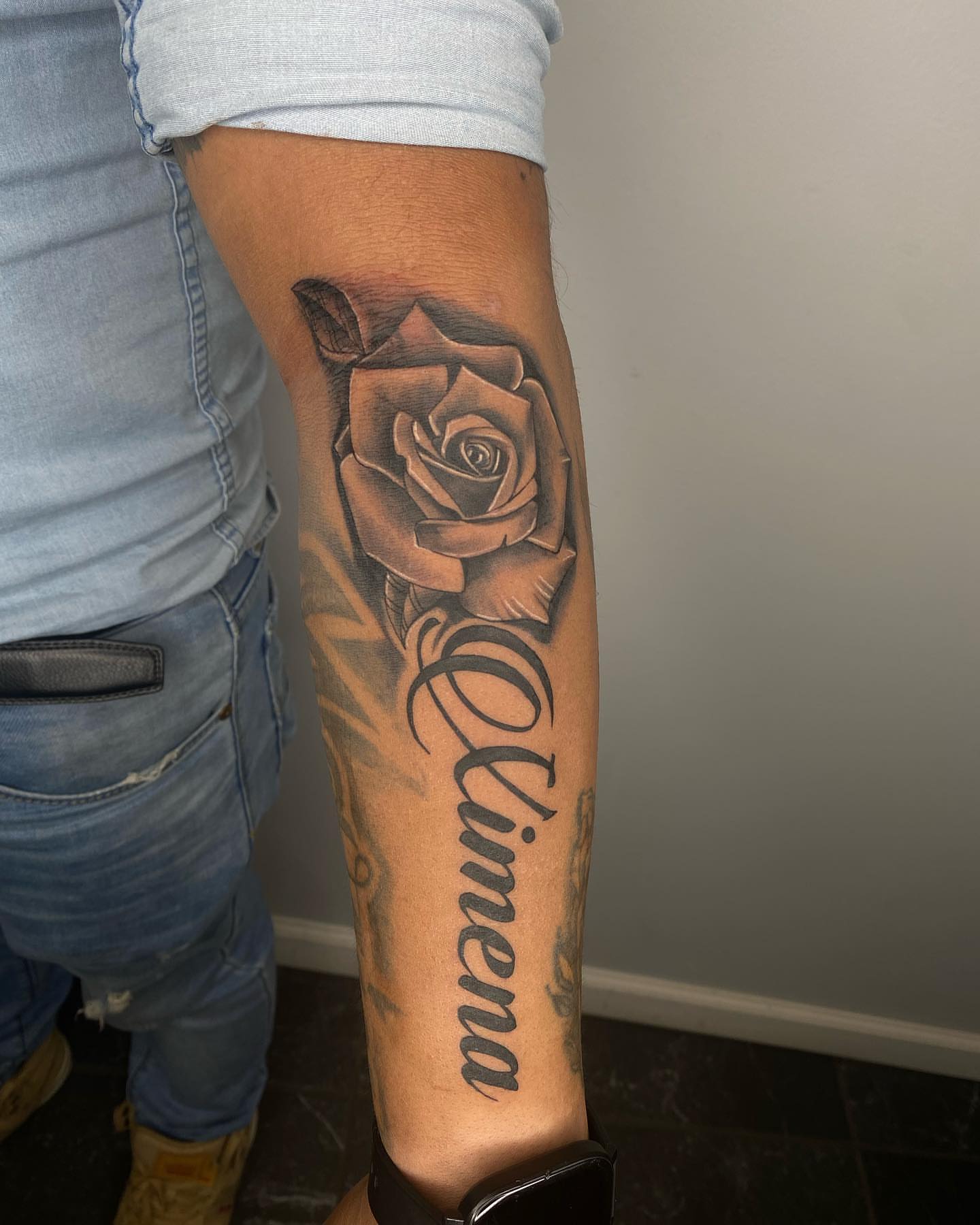 Rose black and grey tattoo on the forearm by ▪️JhonnyElias TATTOO ▪️