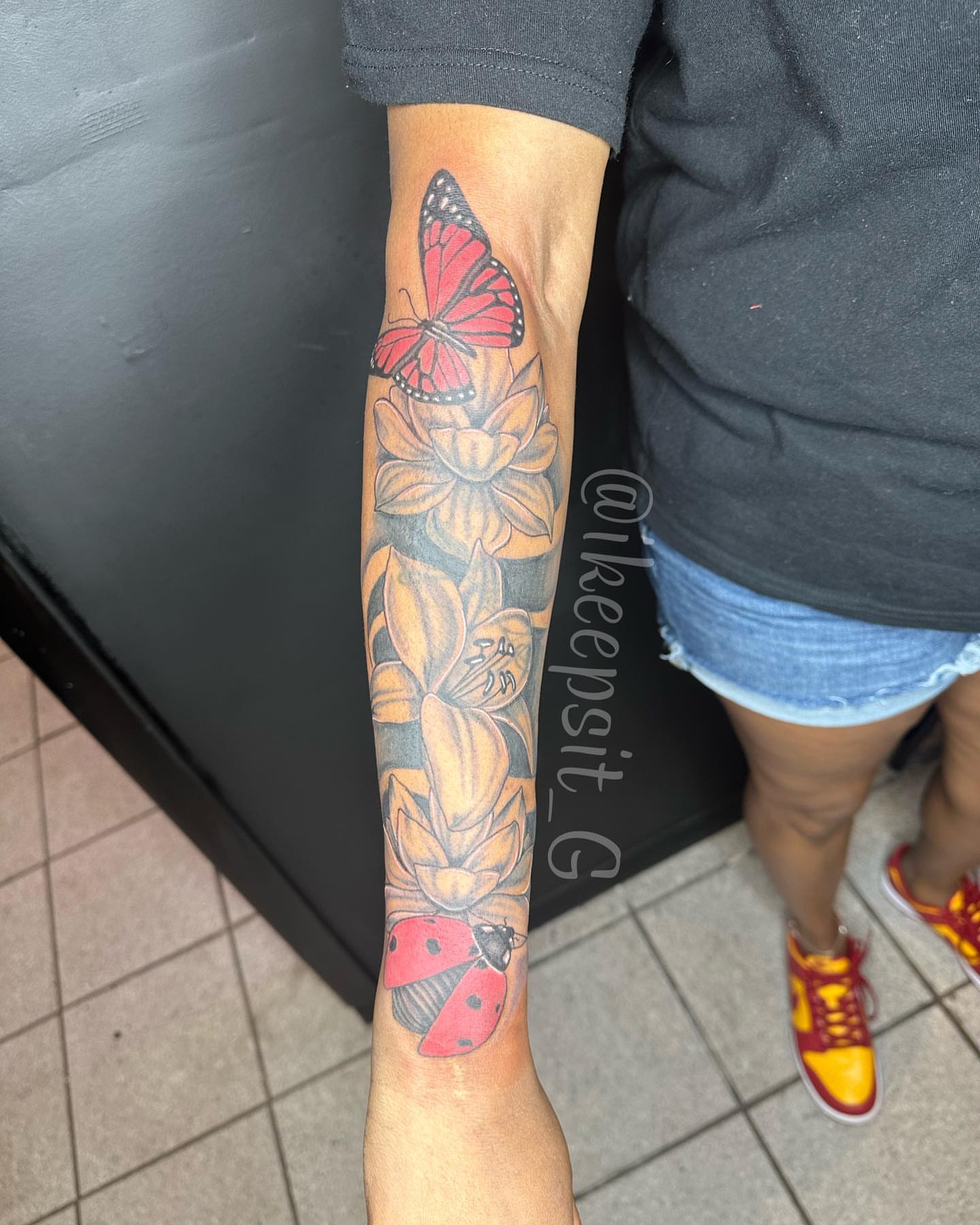 Tattoo by @ikeepsit_g — realism