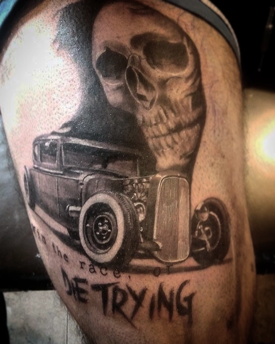 Hot rod and skull realism tattoo on the forearm by Pod Viñes