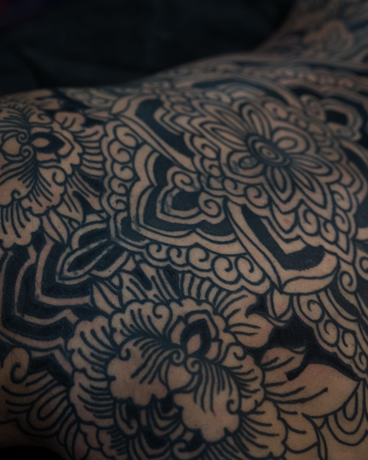 Floral mandala black and grey tattoo on the shoulder by Oliver kenton, San Diego, California