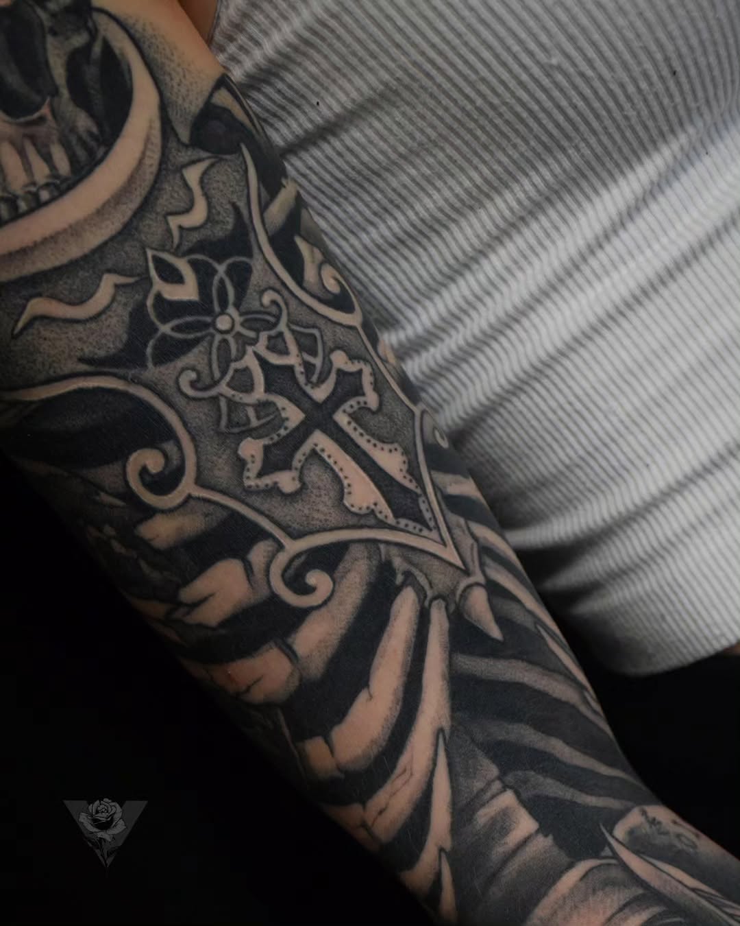 Tattoo by @v_affliction β black_and_grey, ornamental