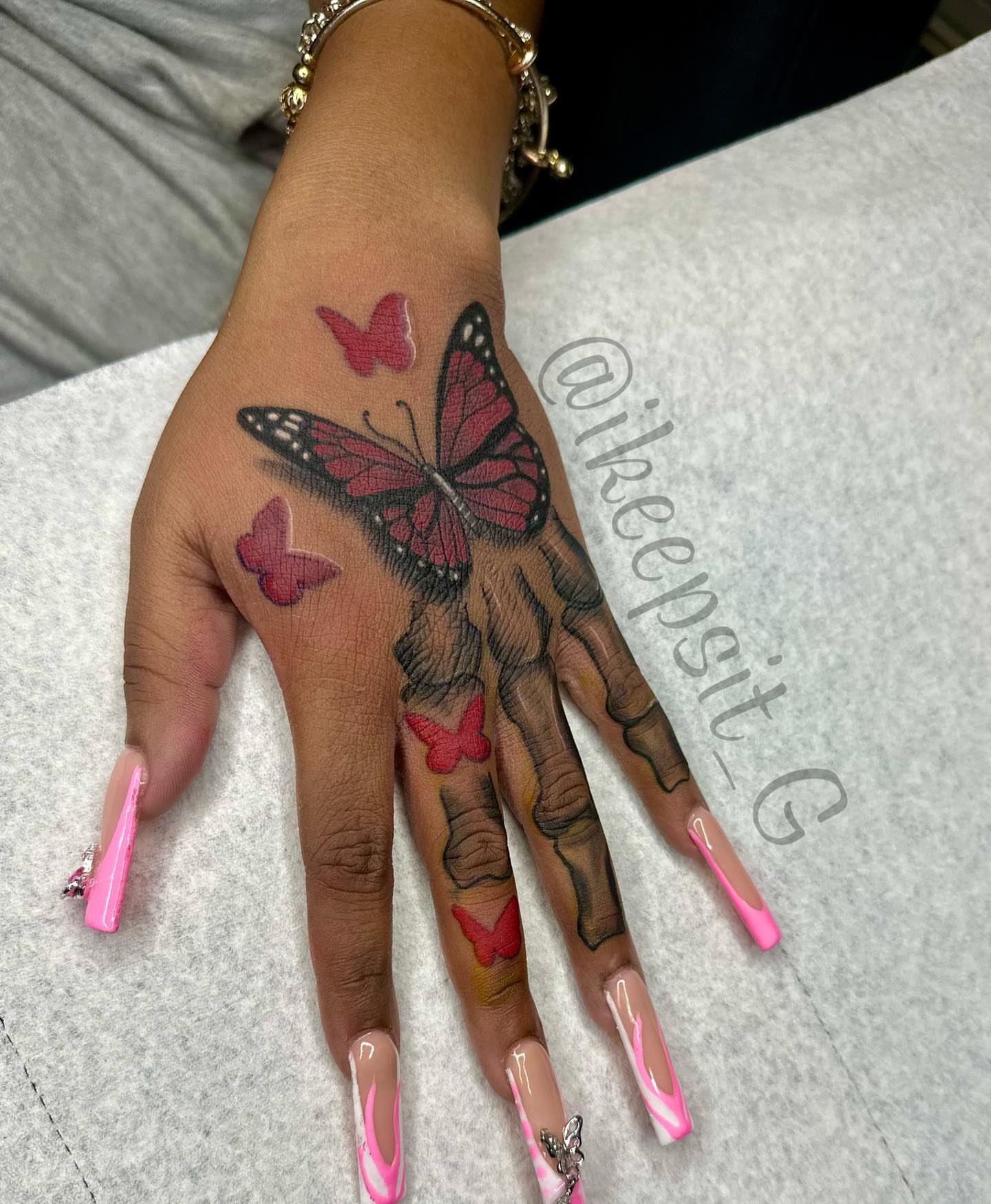 Tattoo by @ikeepsit_g — realism