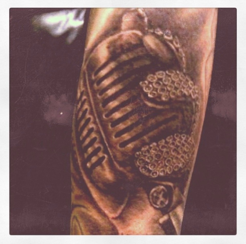 Tattoo by @tattyblasting — black_and_grey