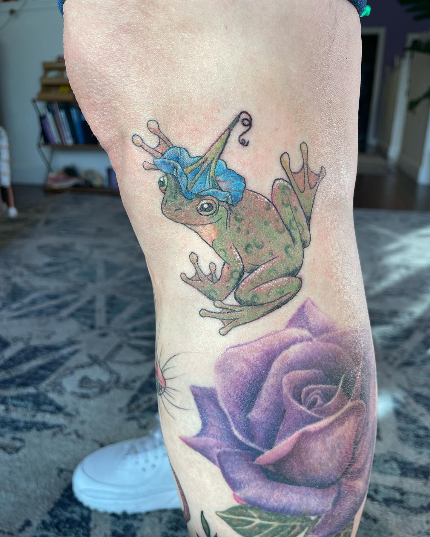 Tattoo by @blackcatcrap — realism, dotwork
