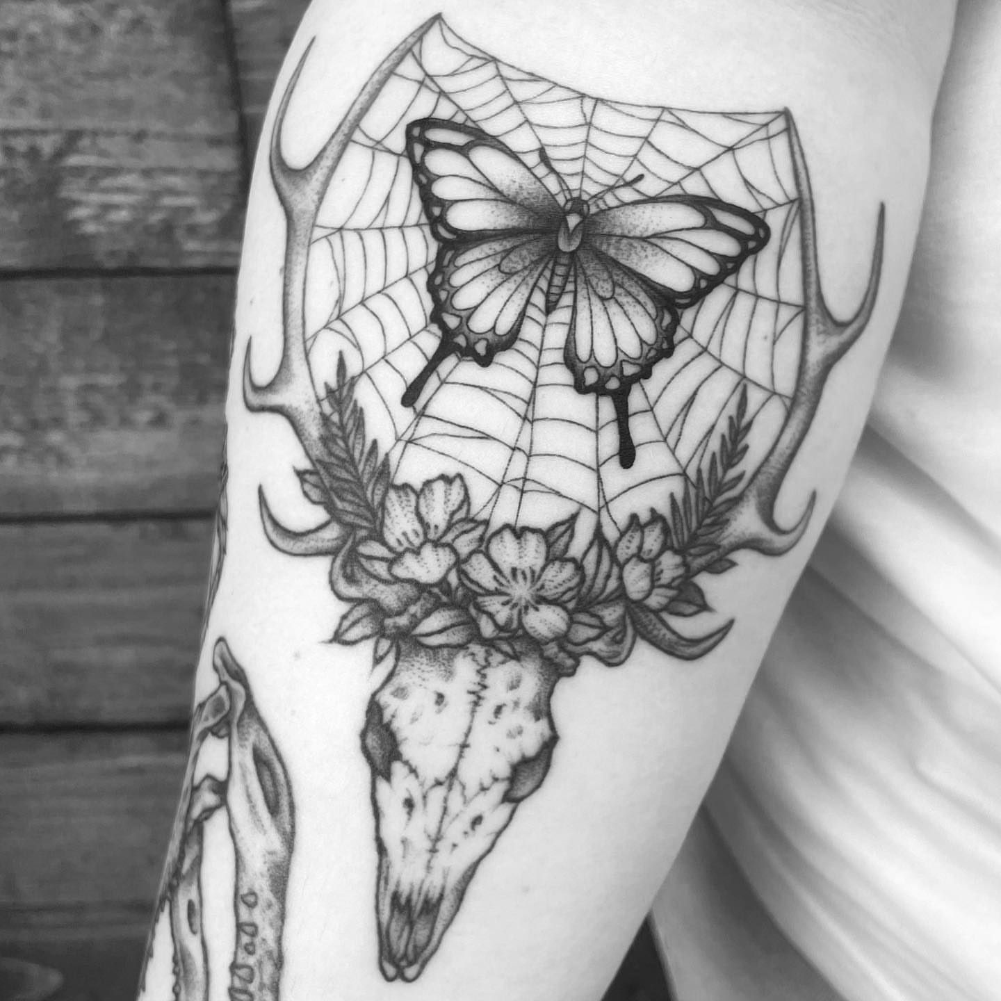 Deer skull and butterfly realism tattoo on the forearm by โพ ๐
๐ฏ๐ฆ ๐๐ฌ๐ด๐ข๐ฏ๐ฐ โพ