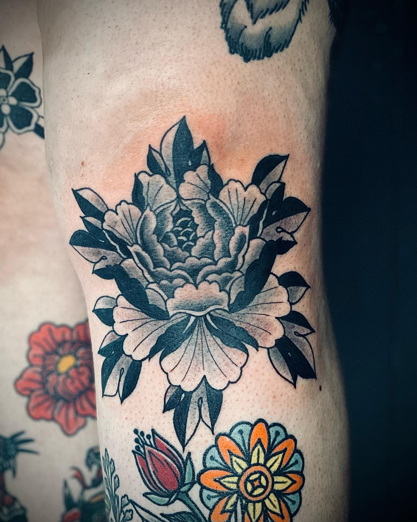 Tattoo by @jinx_removing โ american_traditional