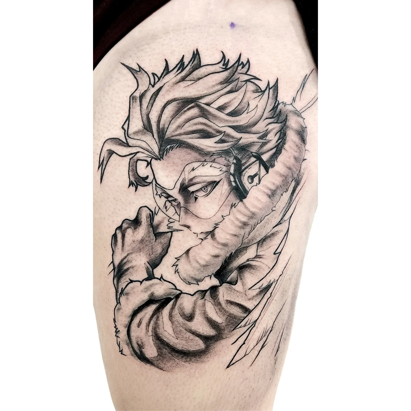 Dragon realism tattoo on the thigh by Diane Maya