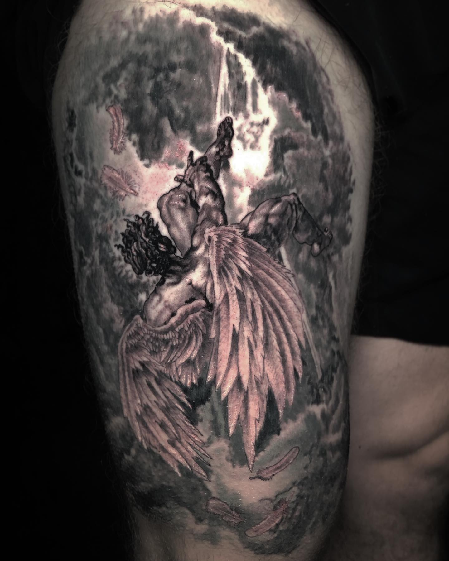 Phoenix realism tattoo on the thigh by Maverick Mayes🕷