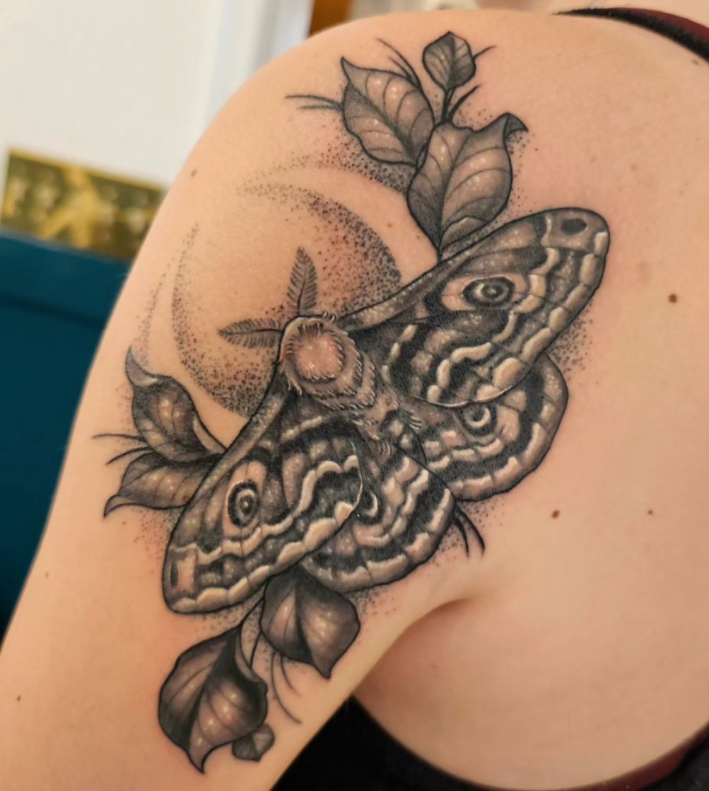 Tattoo by @erinrietzetattoo — dotwork, realism