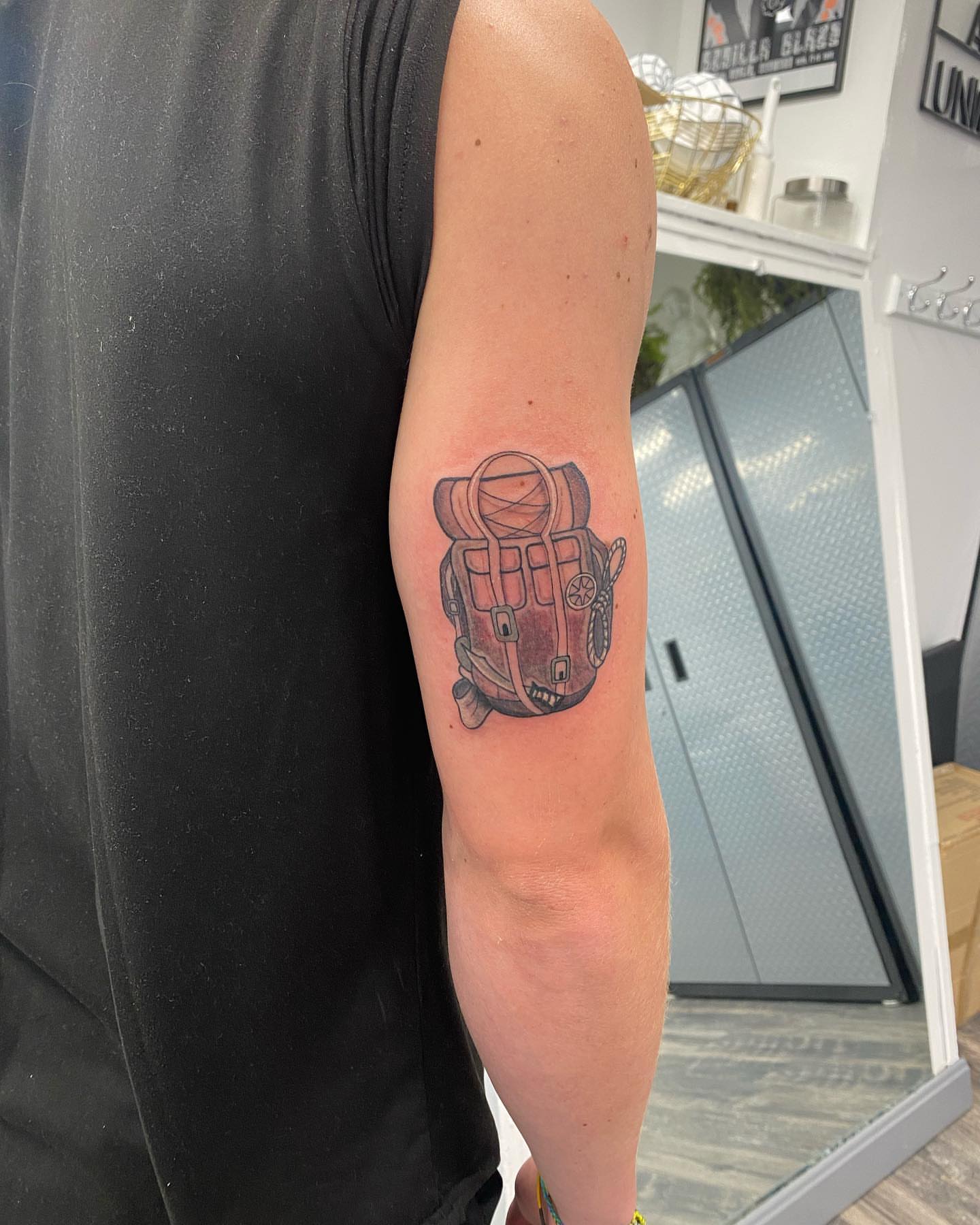Tattoo by @vthebodyartist — realism