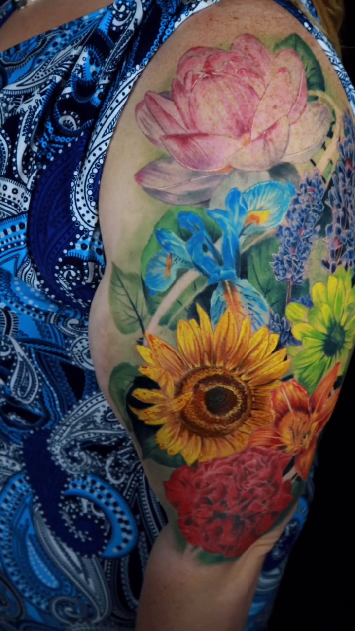 Tattoo by @pigmentpirate — realism, watercolor