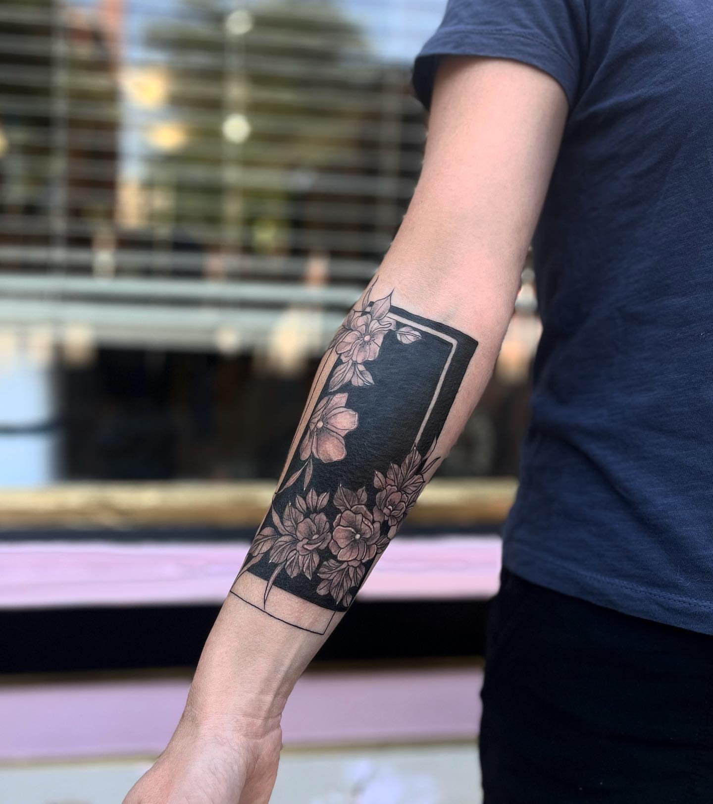 Tattoo by @chloeinknart — black_and_grey