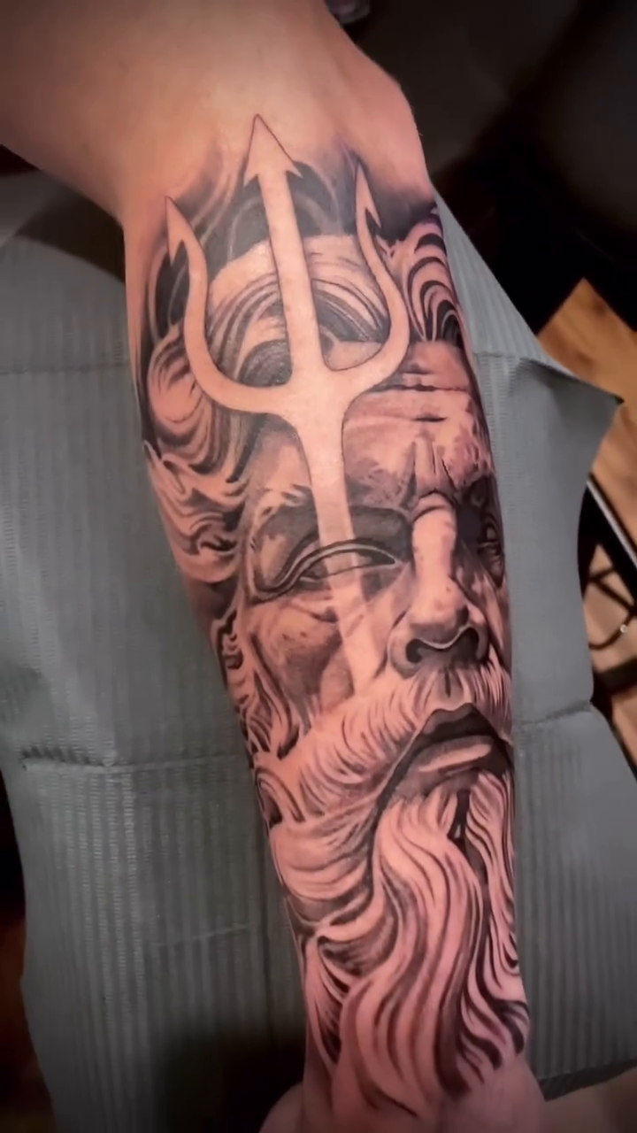 Poseidon realism tattoo by Elijah Forster - Nashville Tattoo Artist