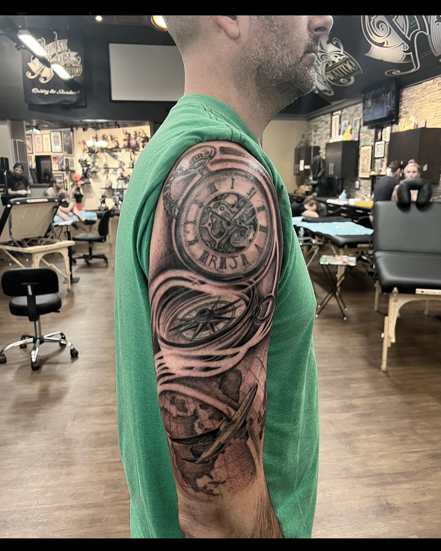 Tattoo by @lydiabruno13 — black_and_grey, realism