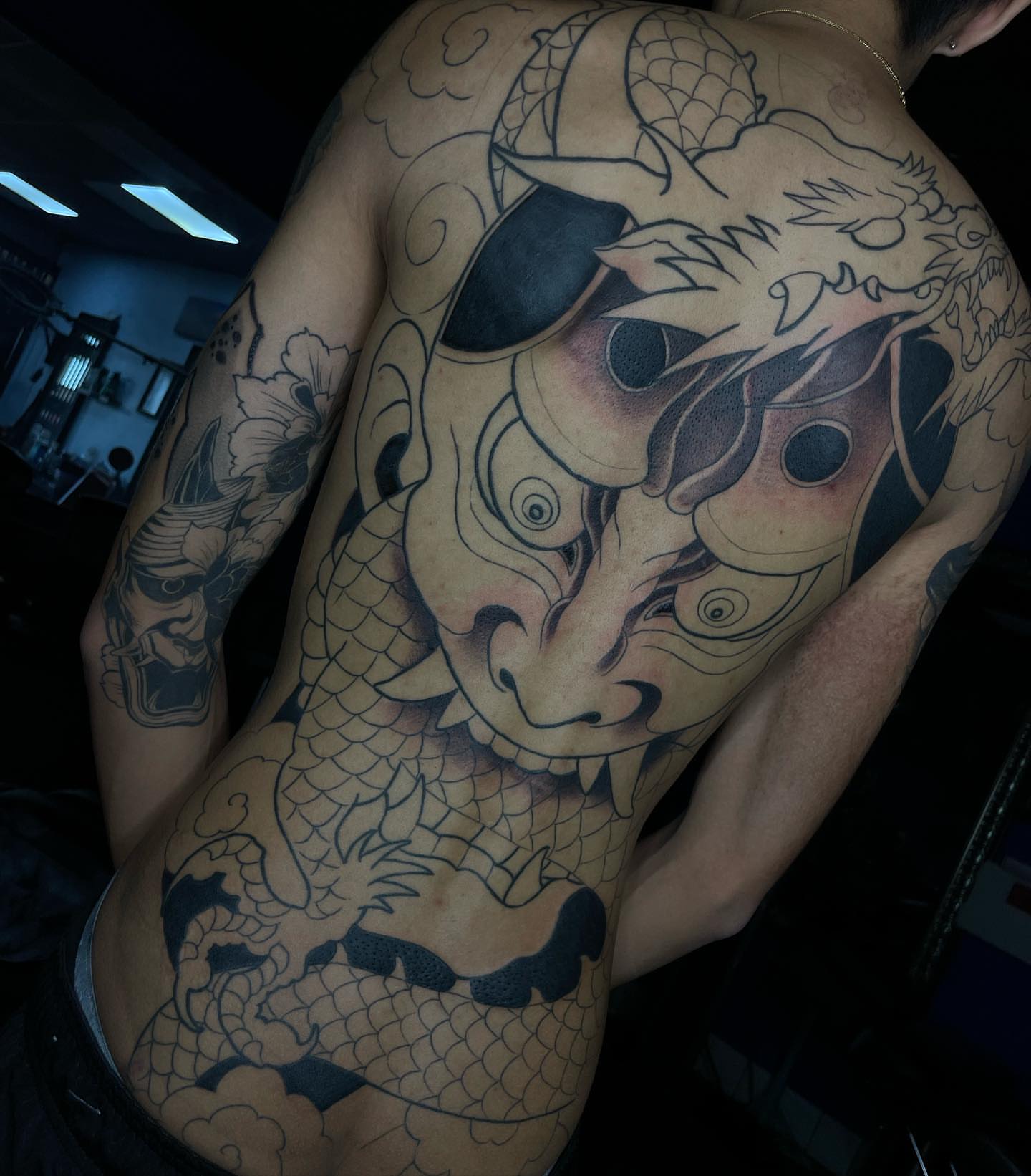 Dragon japanese irezumi tattoo on the back by Tam Nguyen