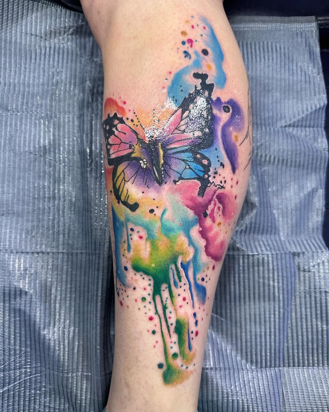 Tattoo by @oscartattoo — watercolor, new_school
