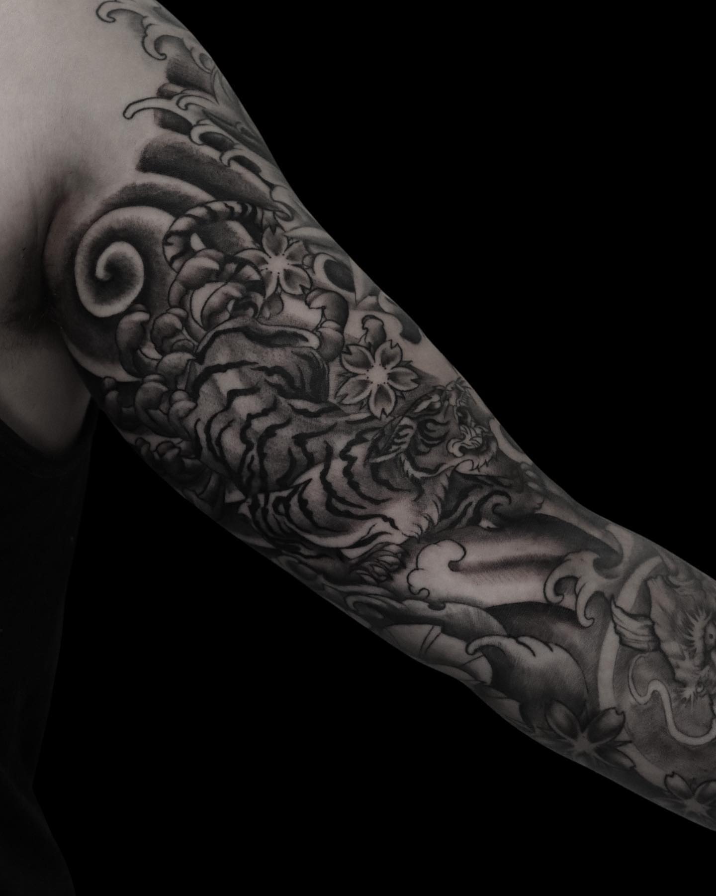 Tattoo by @alex_suarez303 — black_and_grey, japanese_irezumi