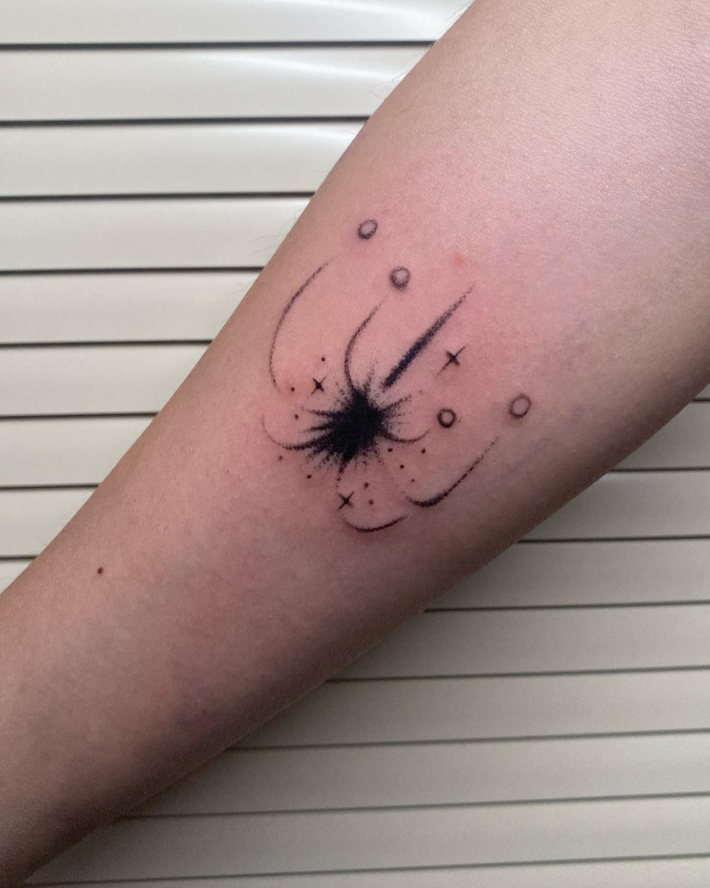 Tattoo by @kiligburgtattoo — dotwork, geometric