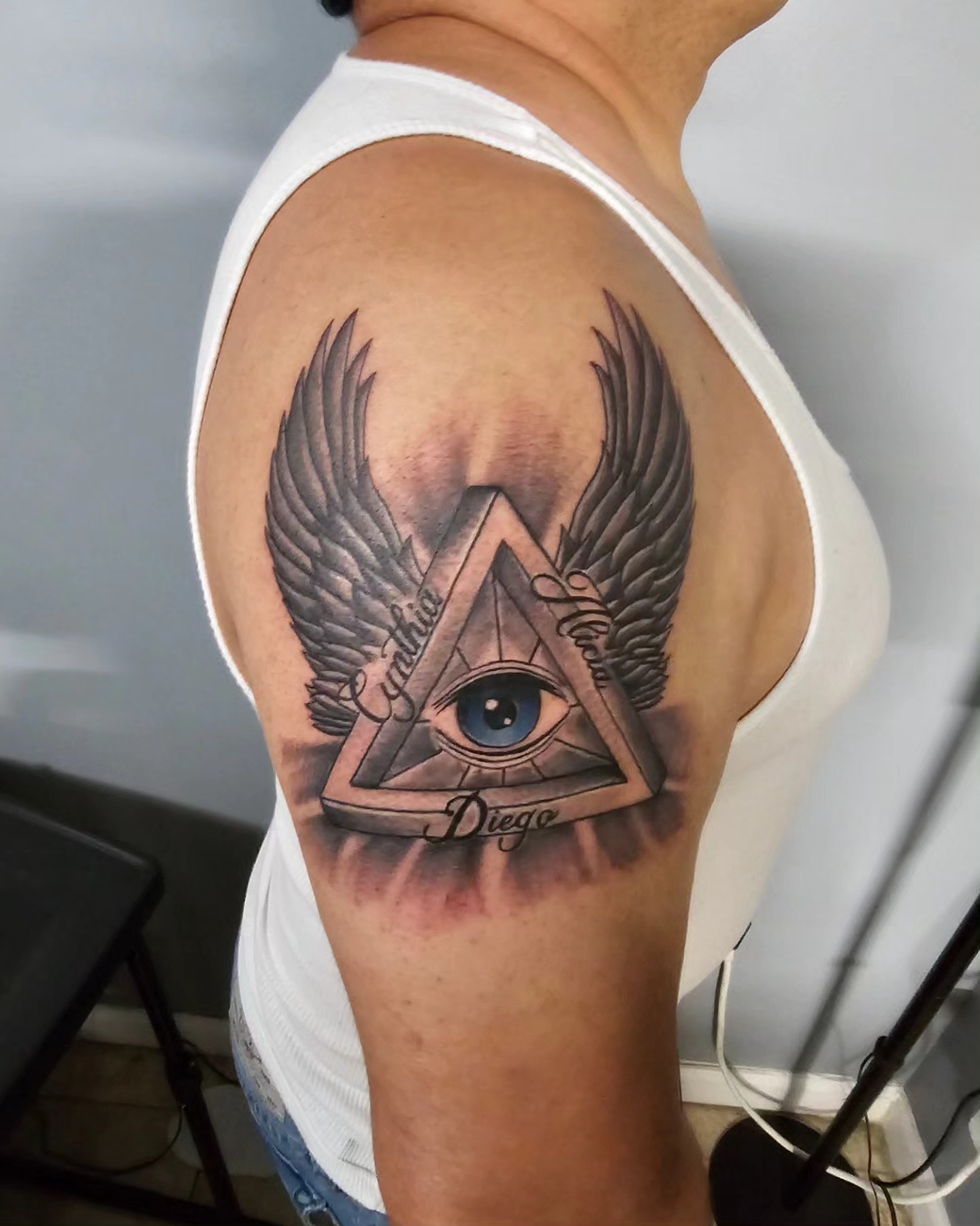 Tattoo by @eddy_tinta — geometric