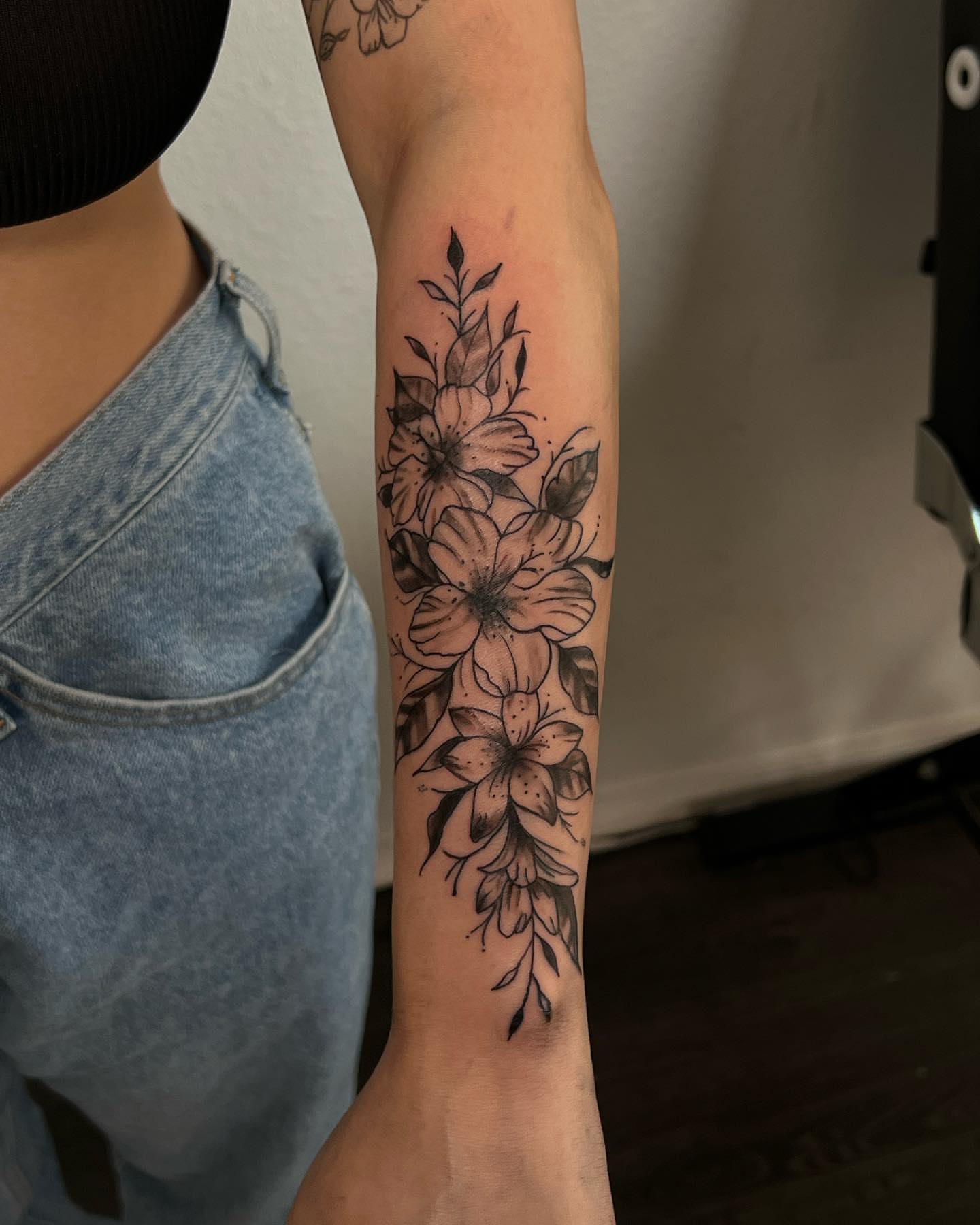 Flowers dotwork tattoo on the forearm by josselyn ☪︎