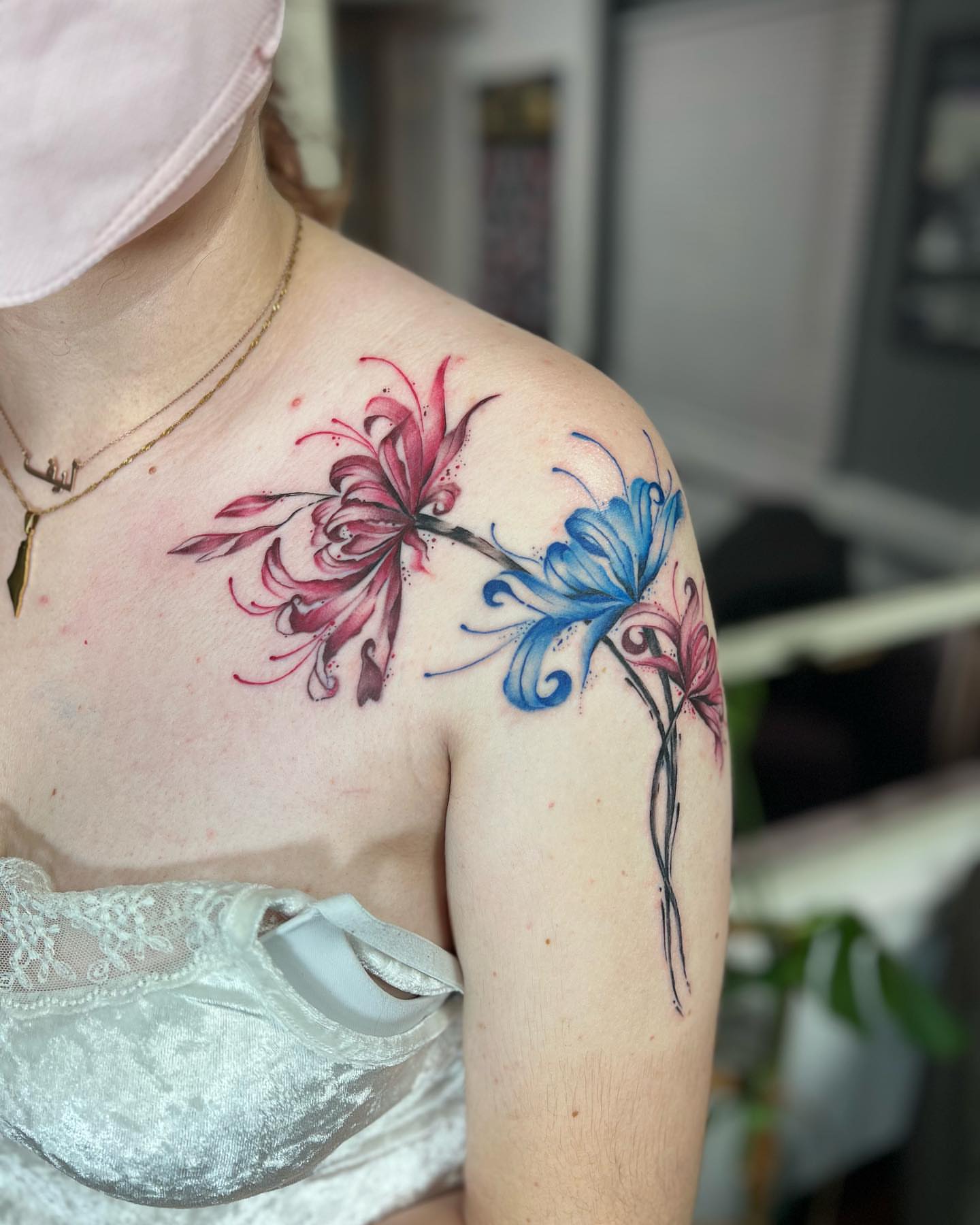 Flowers watercolor tattoo on the shoulder by πππππ βππ£π£ππ€ππ , Tucson, Arizona