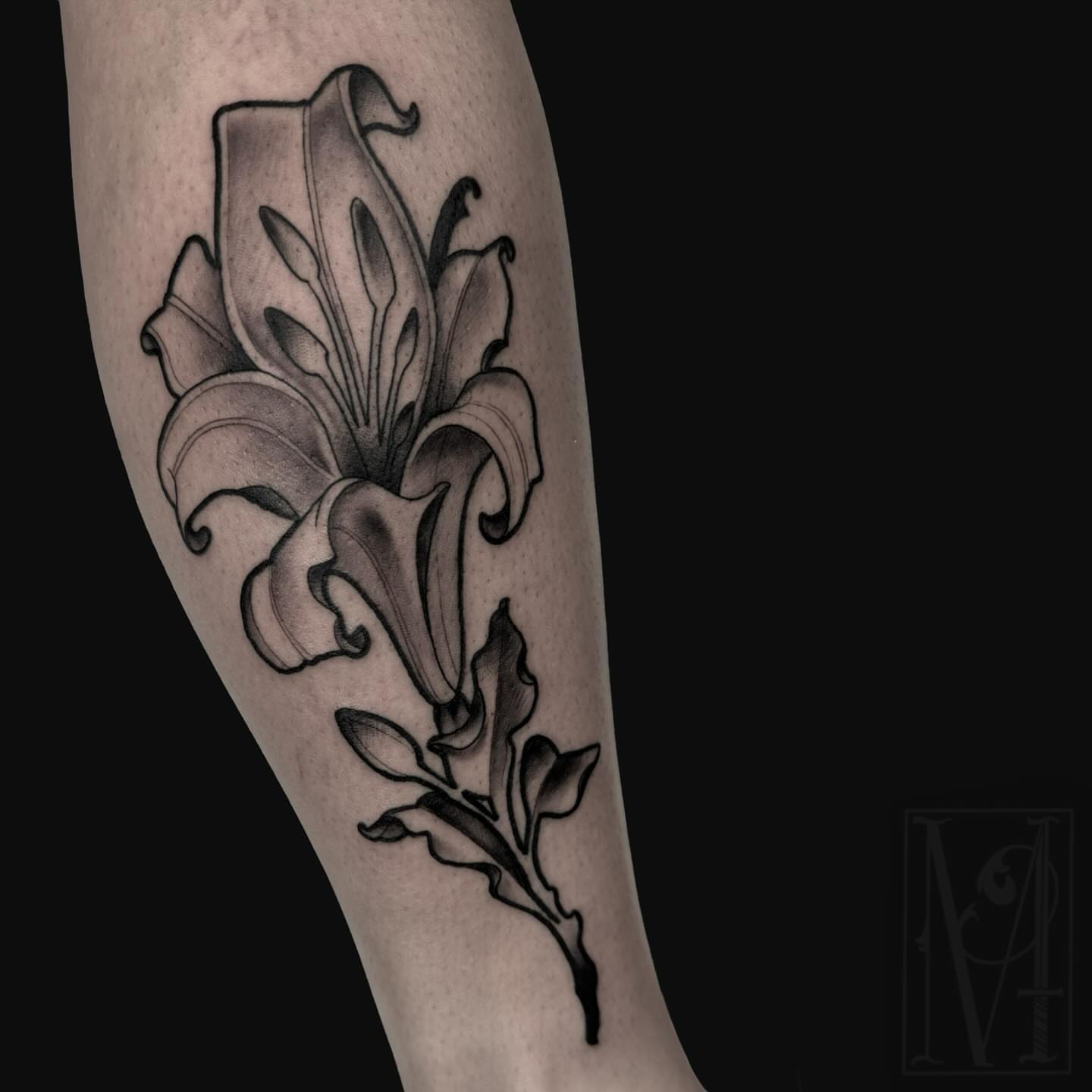 Tattoo by @doublescribbles — black_and_grey