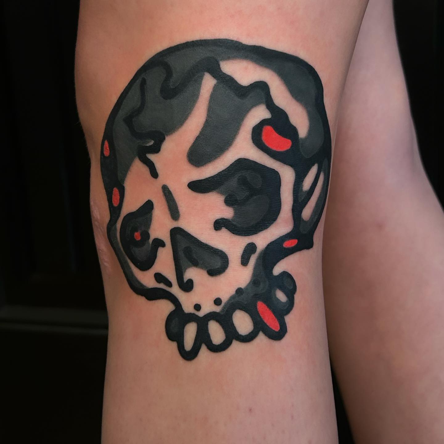 Skull trash polka tattoo on the forearm by 匚卂ㄒ乙丨ㄥㄥ卂