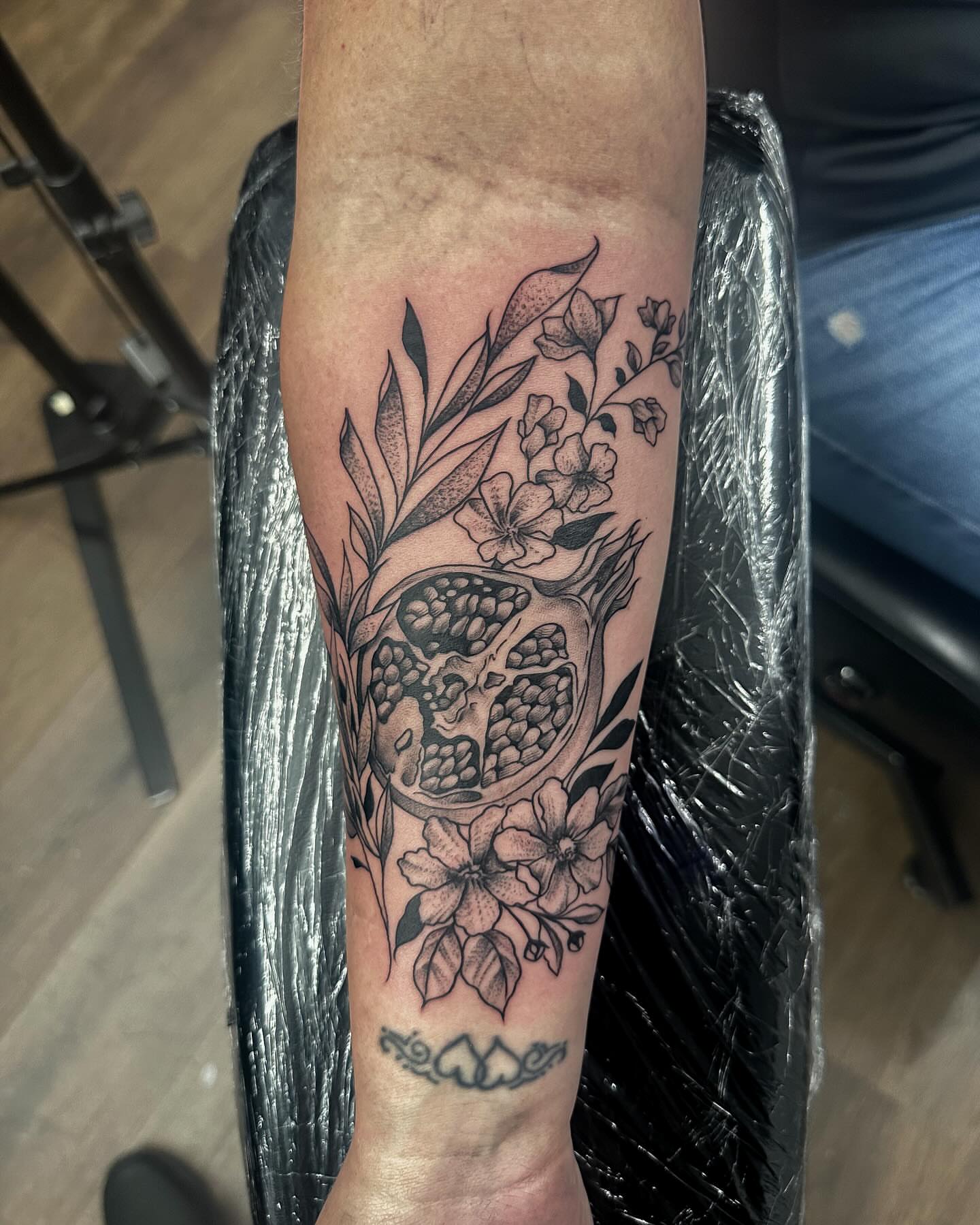 Tattoo by @guzman_tattoo_ — black_and_grey