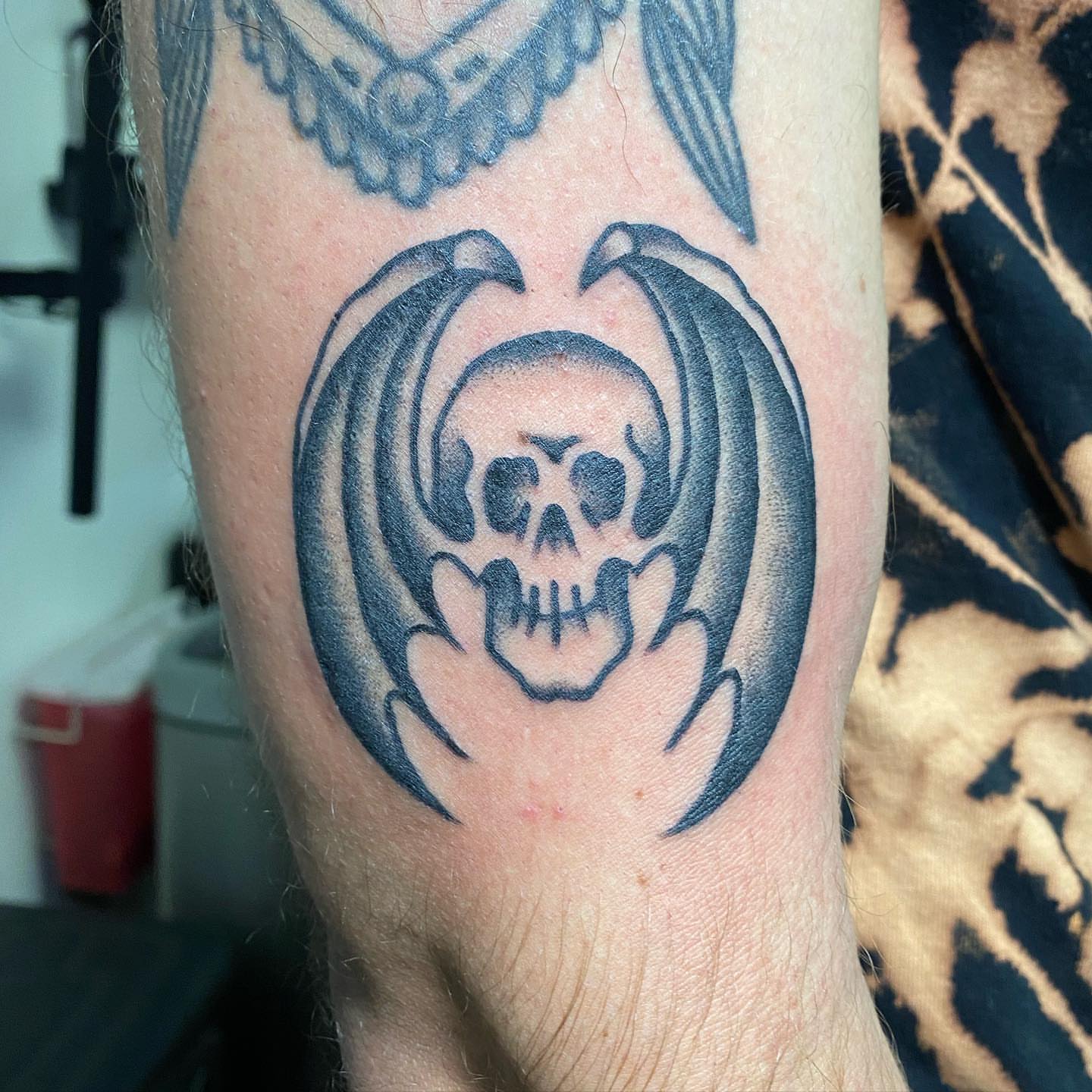 Tattoo by @xwoodlandcorex — black_and_grey