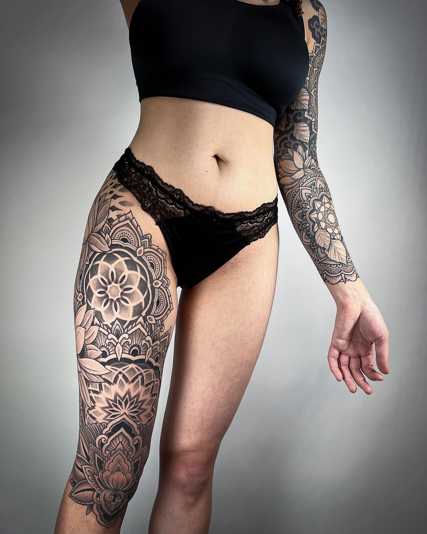 Mandala ornamental tattoo on the thigh by Aries Rhysing, Wheat Ridge, Colorado
