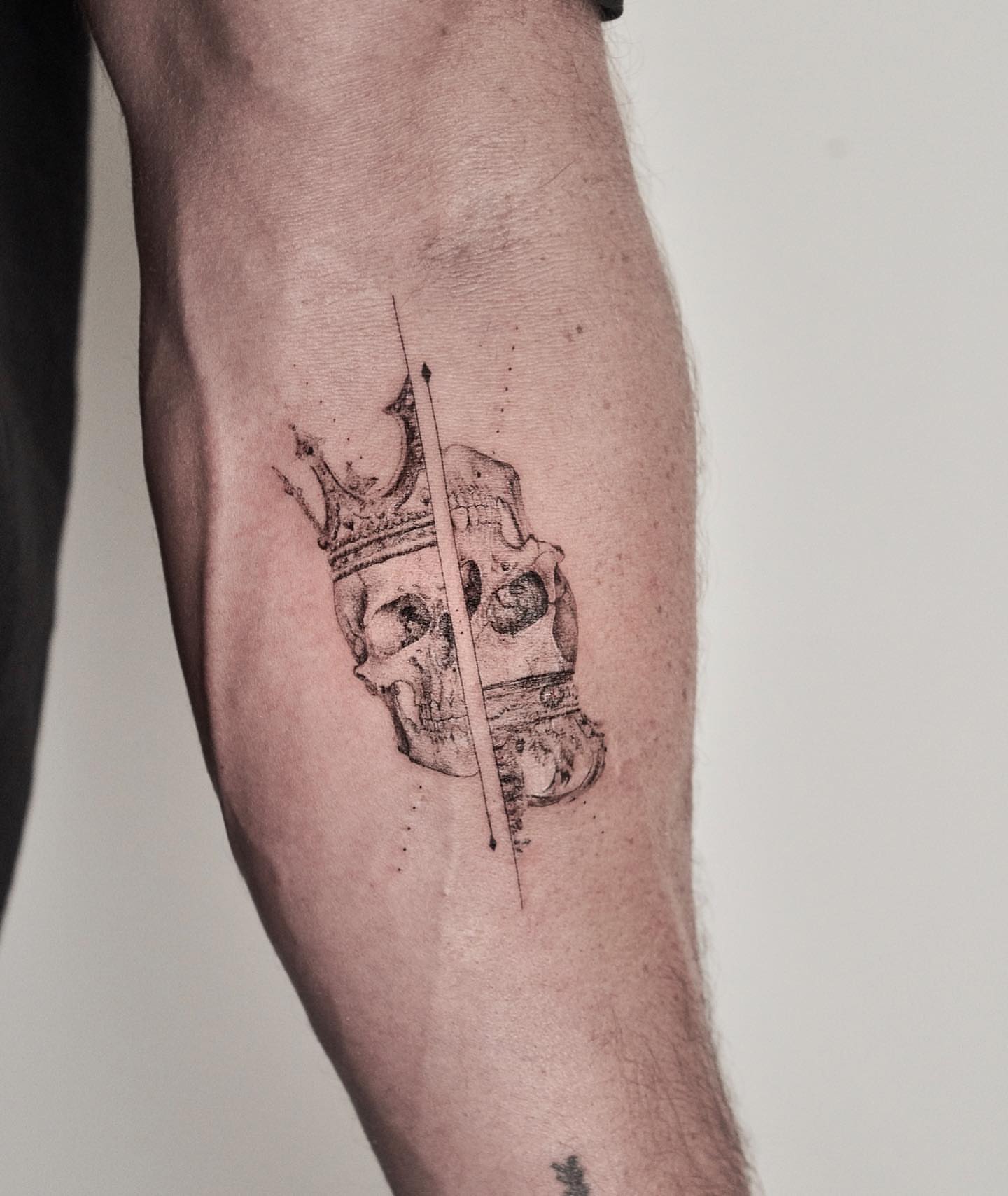 Skull with crown realism tattoo on the forearm by Tattoo artist LA ། Fine line, Micro realism