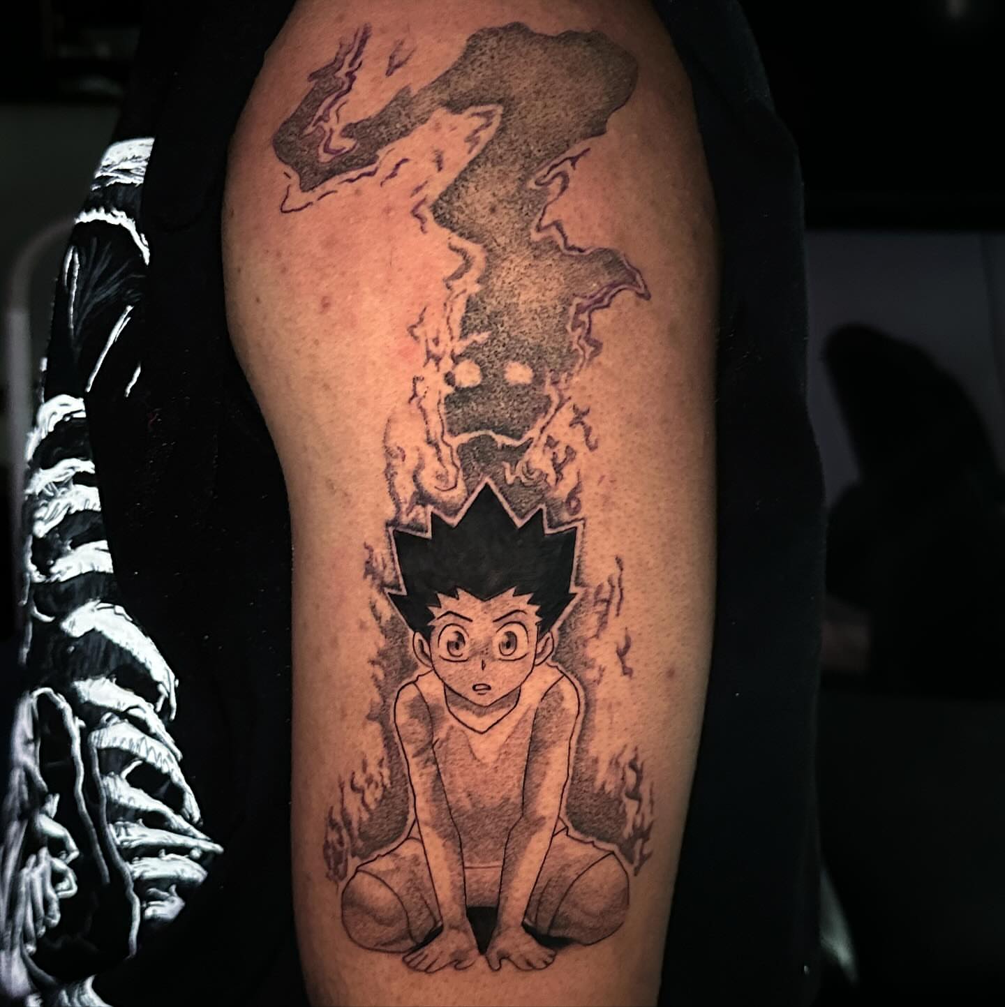 Boy with lightning bolt dotwork tattoo on the thigh by Christopher Heffley