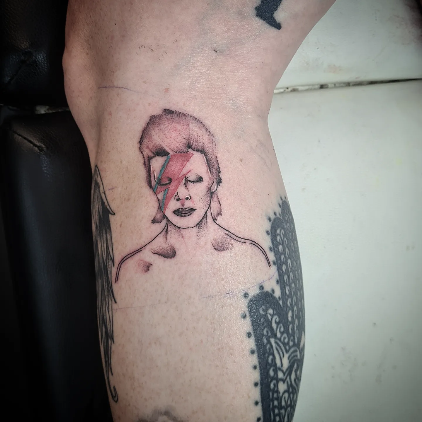 Tattoo by @powetattoos — dotwork, realism