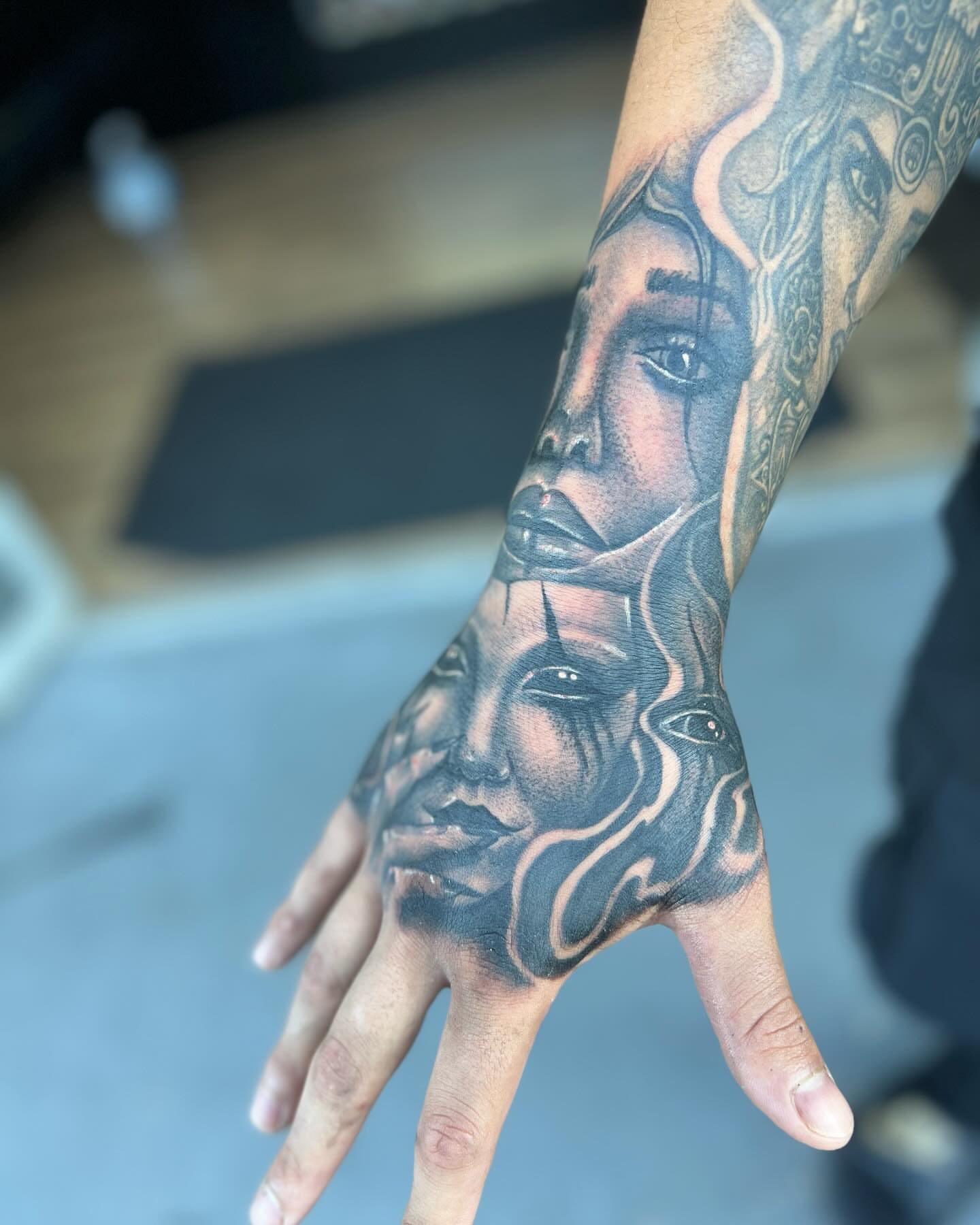 Tattoo by @cesarbee — black_and_grey, realism