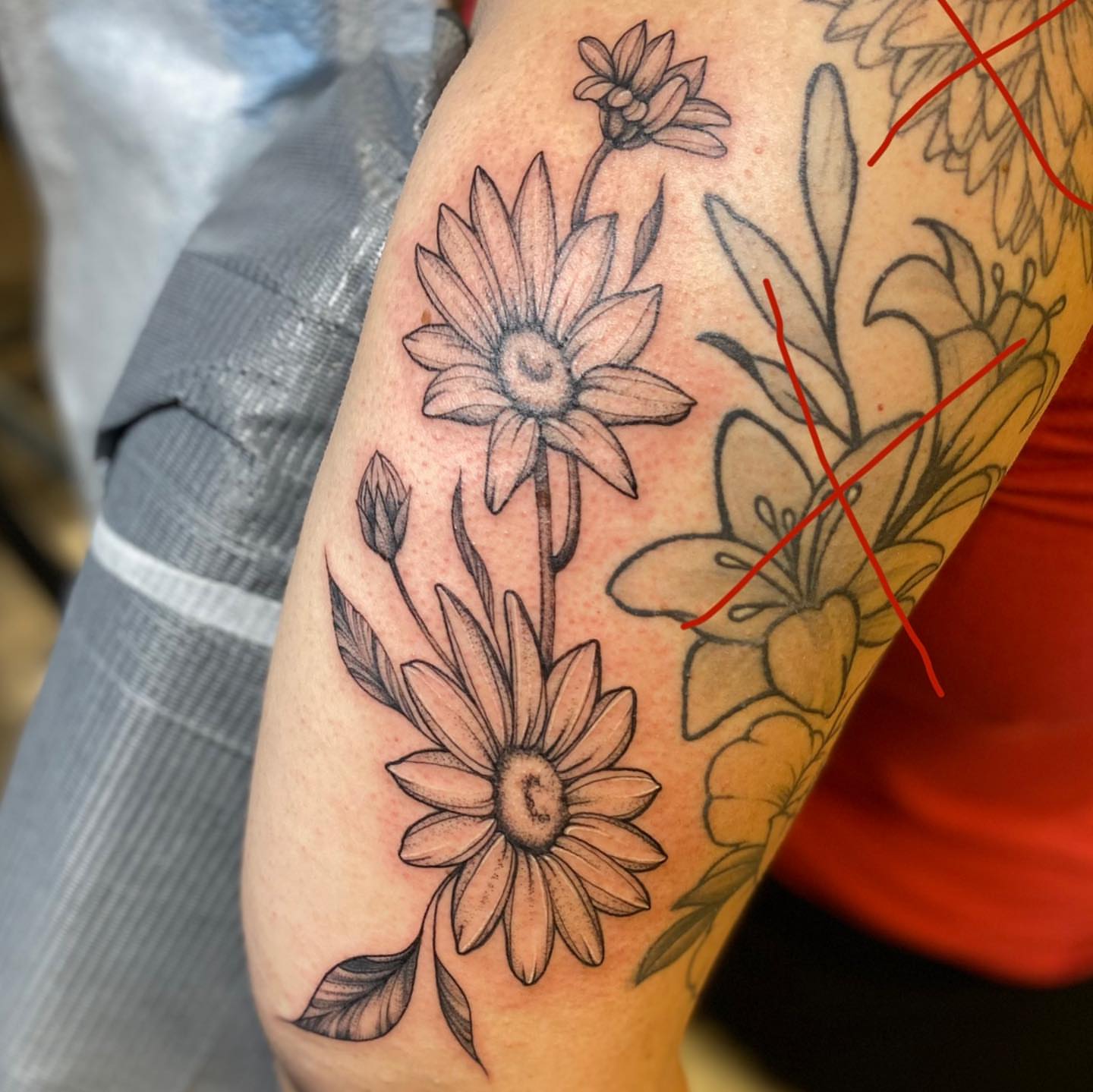 Tattoo by @alleybangarang — black_and_grey