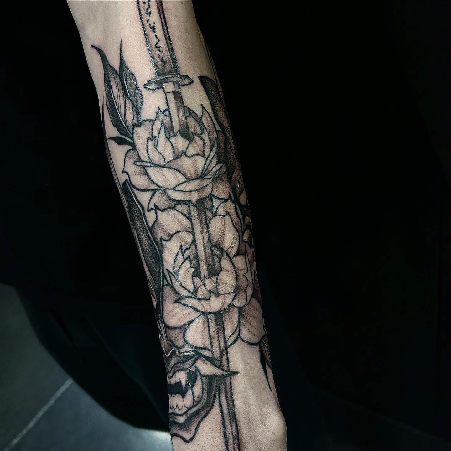 Sword and roses realism tattoo on the forearm by ♡︎ Kaylie ♡︎, Tacoma, Washington