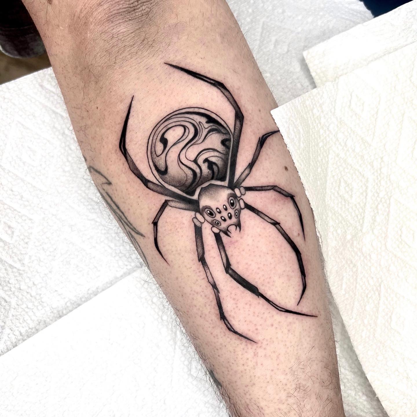 Tattoo by @dannonphantom — black_and_grey