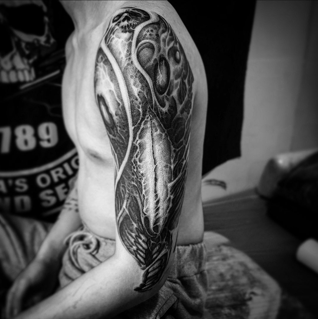 Tattoo by @99_blk — black_and_grey, geometric
