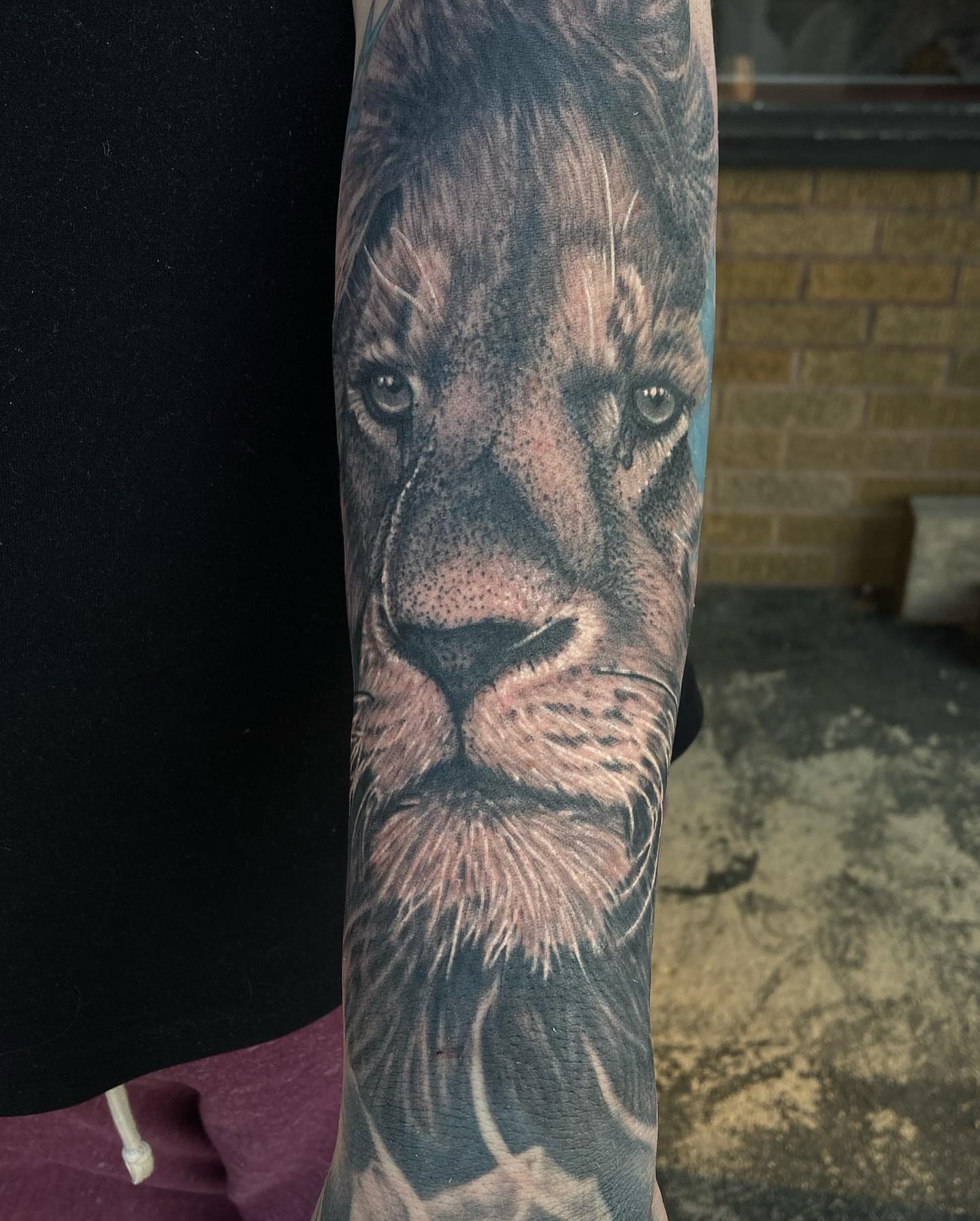Tattoo by @chunky_tattooer — realism, dotwork