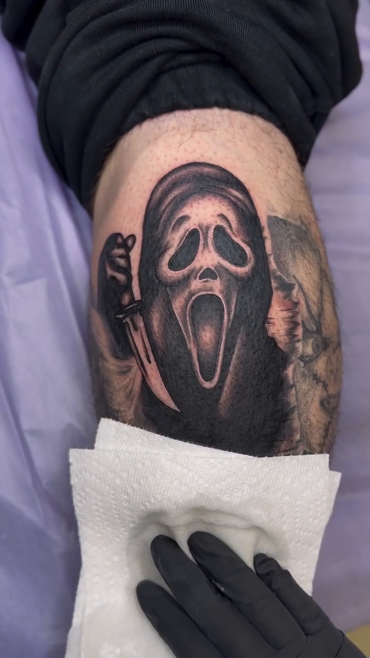 Ghostface mask from Scream realism tattoo by Erika Nambo