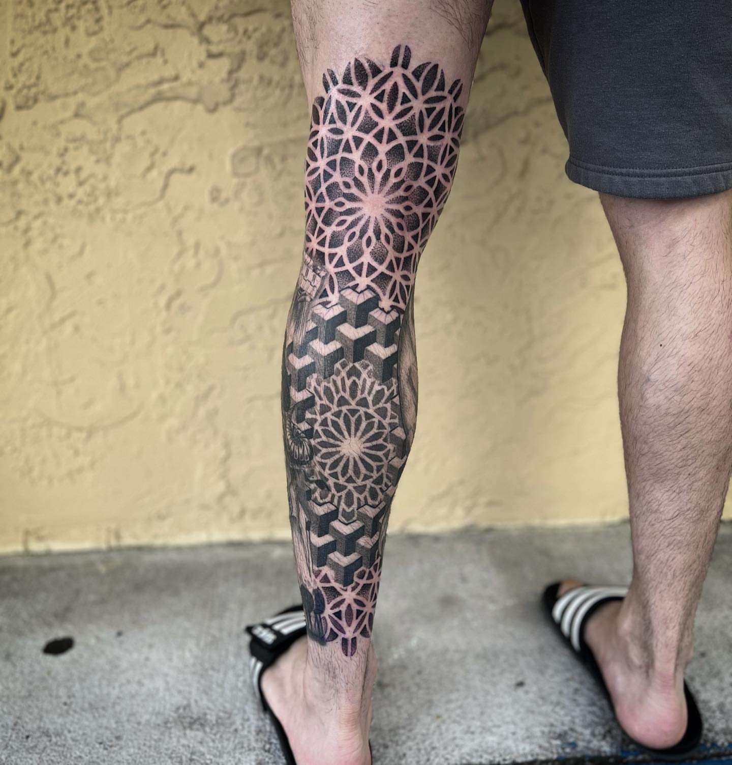 Tattoo by @paul_schnellmynuts — geometric