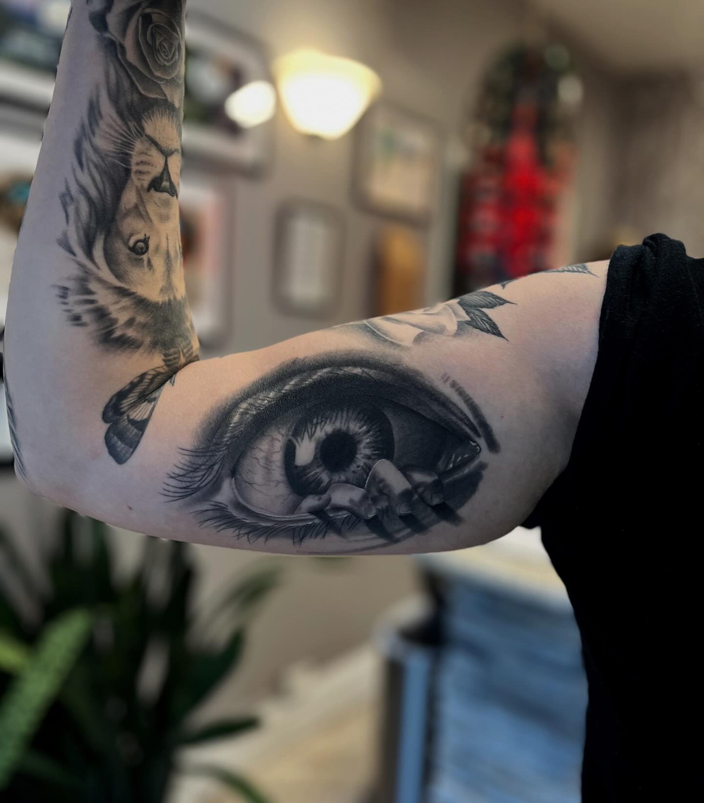 Eye realism tattoo on the forearm by Aaron Carey, Salem, Oregon
