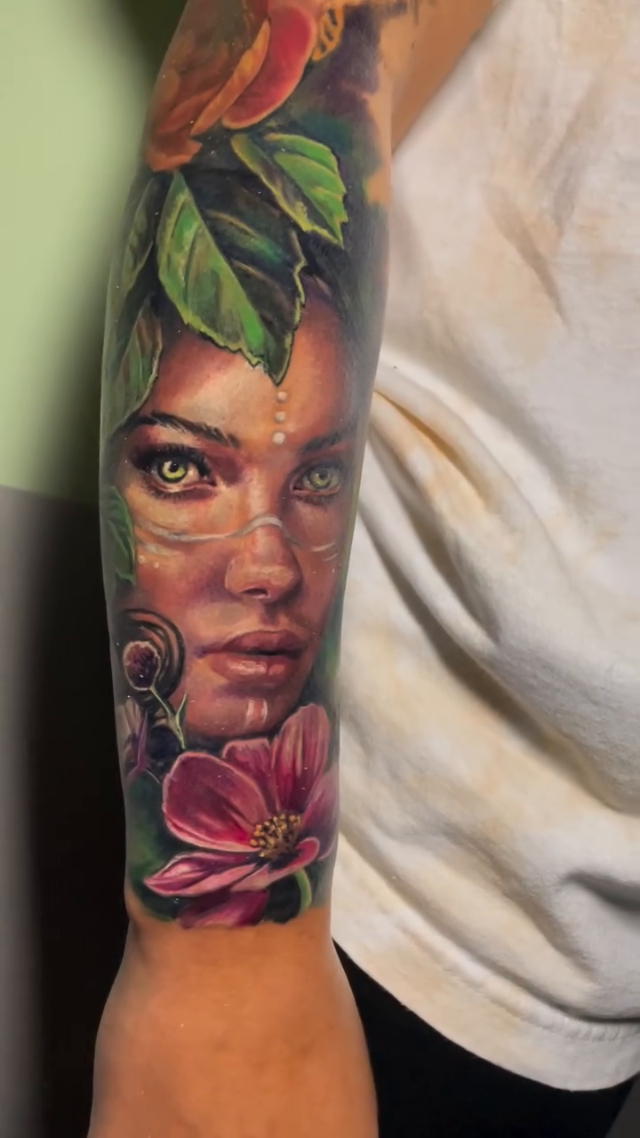 Tattoo by @nikkiharristattoo — realism, fine_line