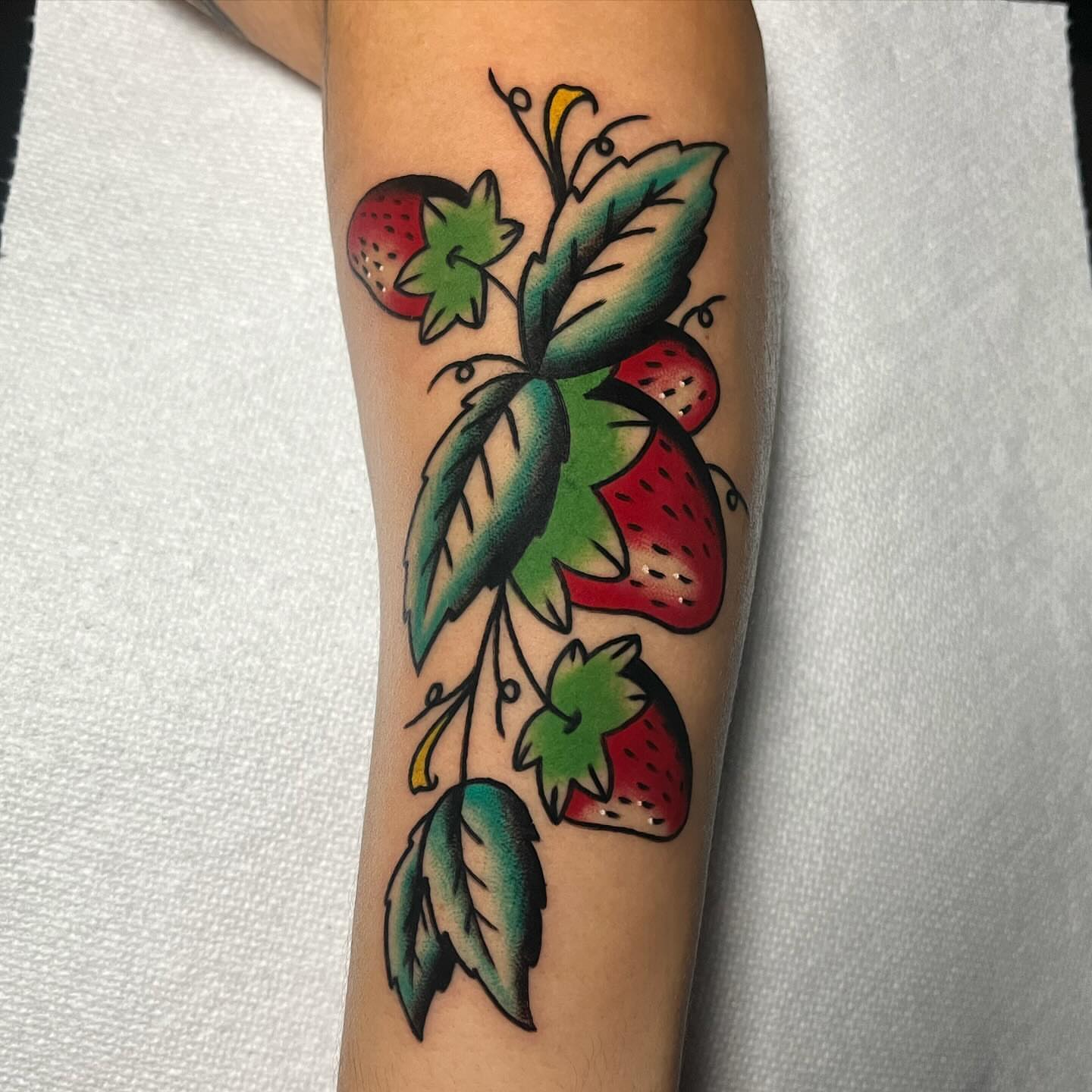 Tattoo by @blastrotattoo — american_traditional