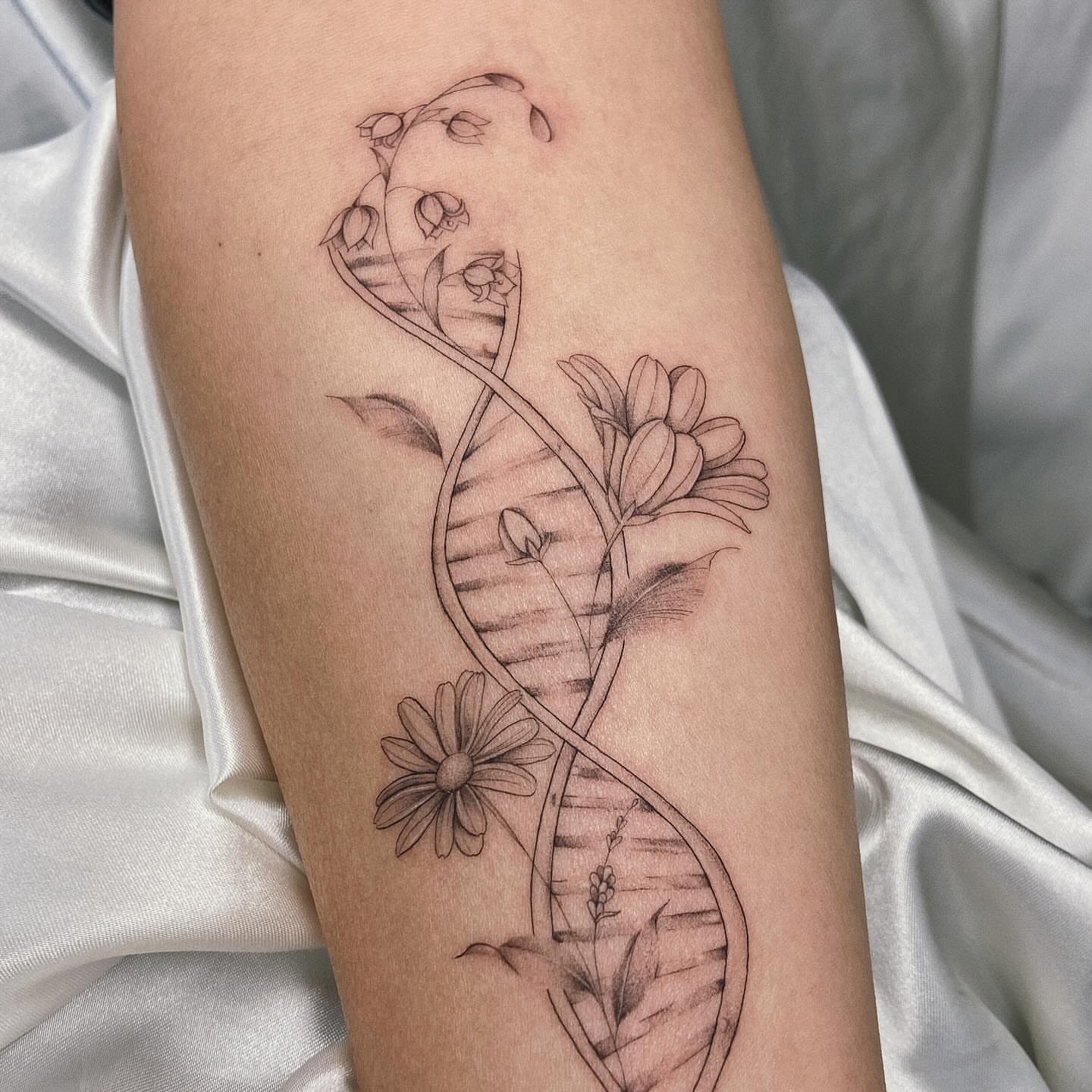 Tattoo by @mrspiotattoo — black_and_grey