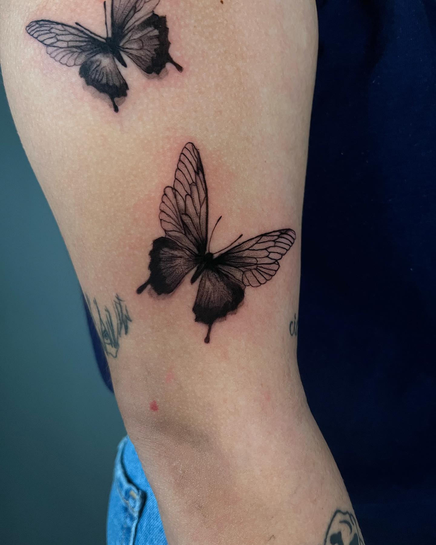 Tattoo by @jiinkytattoos — black_and_grey